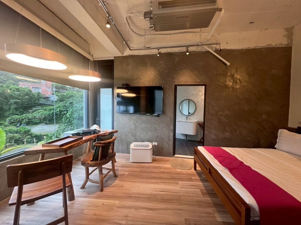 Luxury Double Room, Patio, Mountain View | 1 bedroom, premium bedding, down comforters, Select Comfort beds