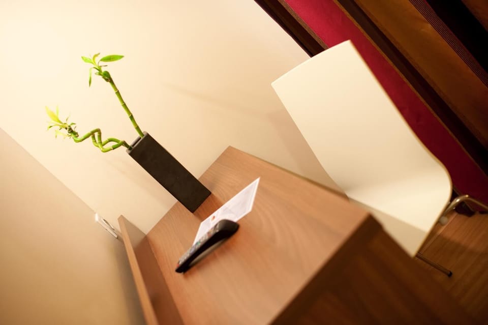 In-room business center