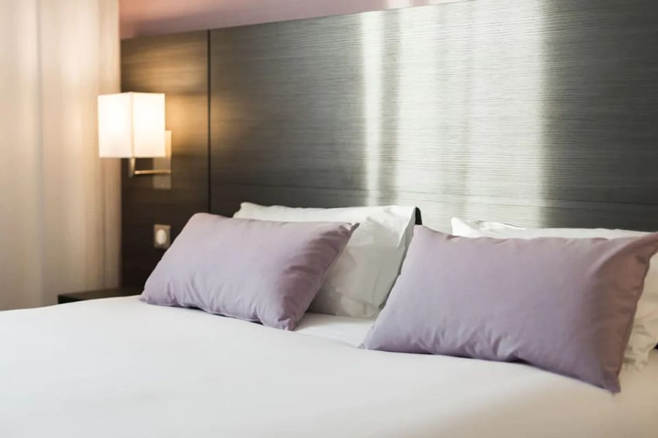 Double Room | Desk, soundproofing, free WiFi, bed sheets