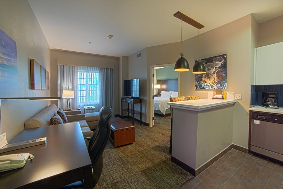 In-room safe, desk, laptop workspace, iron/ironing board