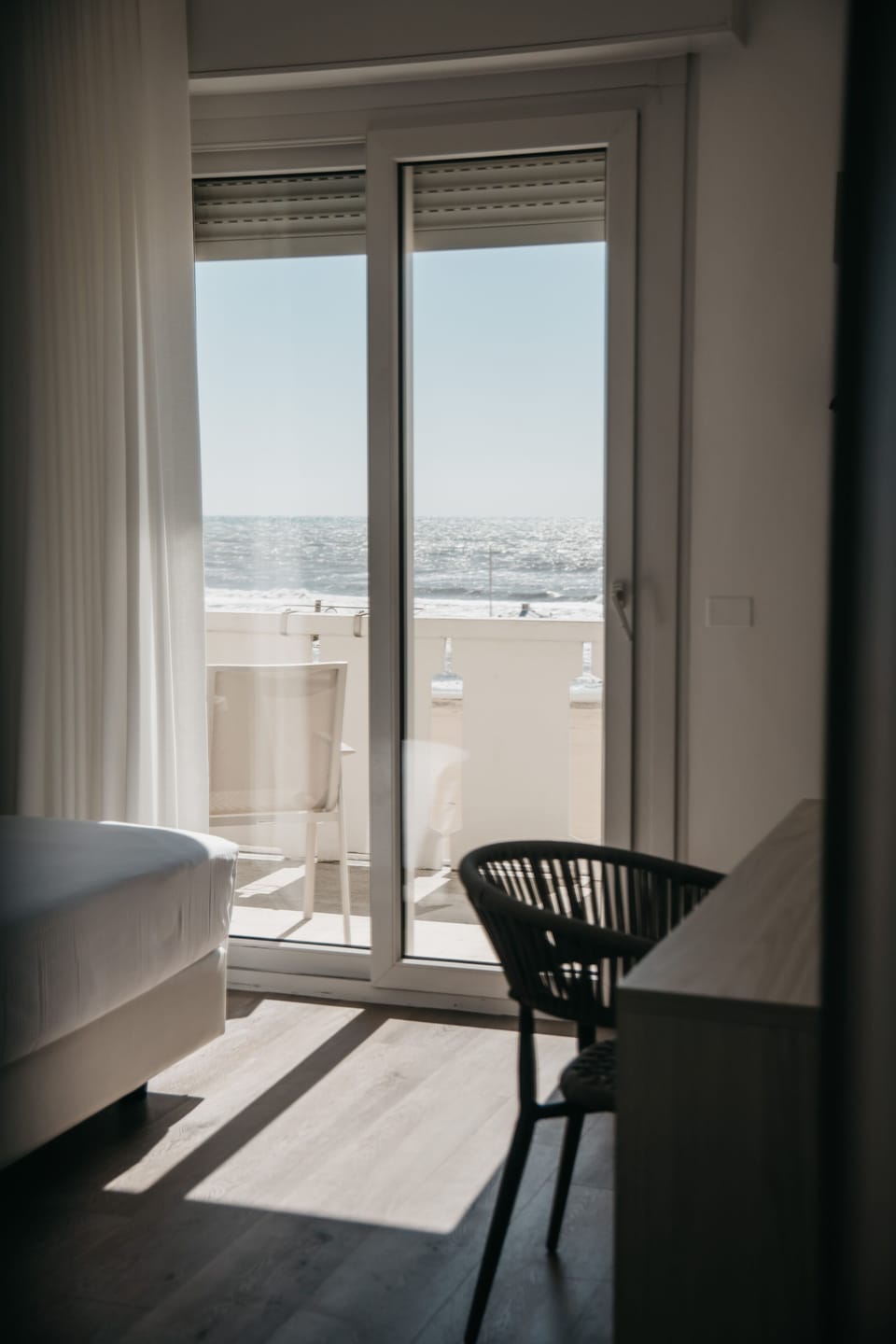 Classic Double Room, 1 Double Bed, Sea View | Down comforters, minibar, desk, WiFi (free)