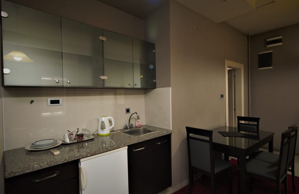 Premium bedding, minibar, individually decorated, individually furnished