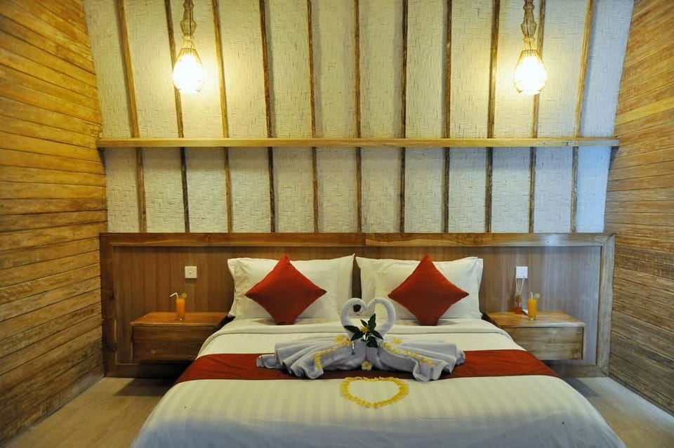 Bungalow Depan King | Minibar, desk, soundproofing, iron/ironing board