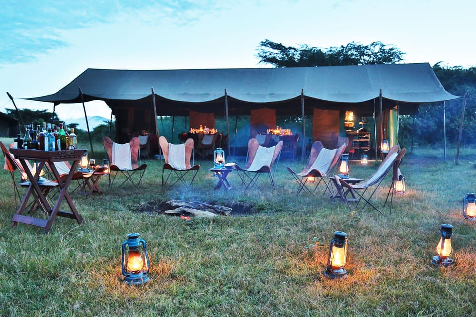 Pakulala Safari Camp - East Africa Camps Luxury tent in Tanzania