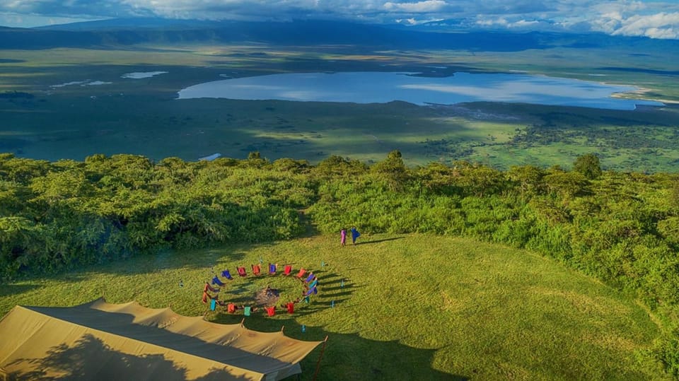 Pakulala Safari Camp - East Africa Camps Luxury tent in Tanzania