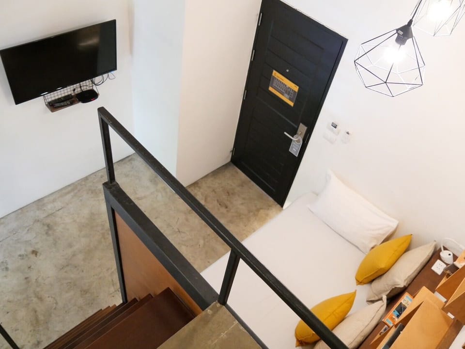 Family Room | Blackout drapes, soundproofing, free WiFi, bed sheets