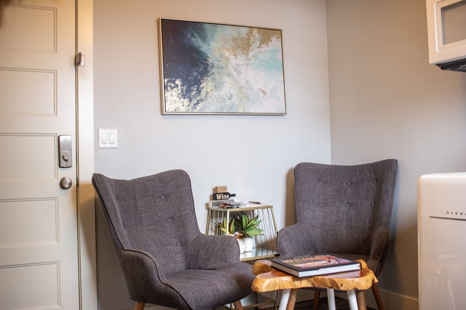 Room 10 | 1 bedroom, premium bedding, individually decorated