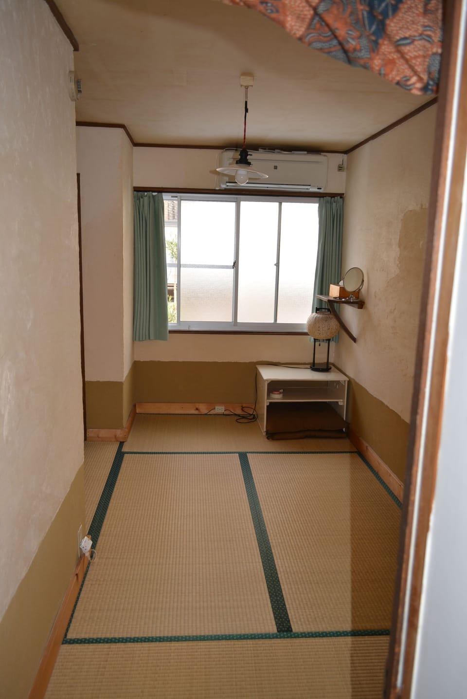 Basic Single Room (Winter) | Desk, blackout drapes, free WiFi, bed sheets