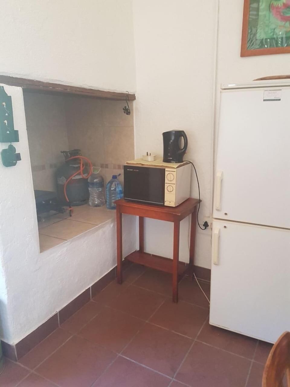 Basic House | Private kitchen | Fridge, microwave, electric kettle, cookware/dishes/utensils
