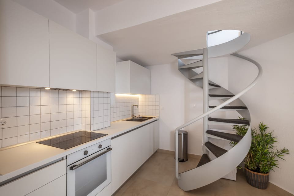 Duplex, Sea View | Private kitchen | Full-size fridge, oven, stovetop, espresso maker