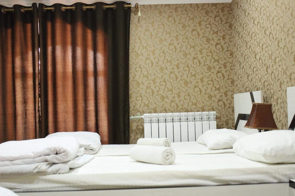 1 bedroom, in-room safe, desk, soundproofing
