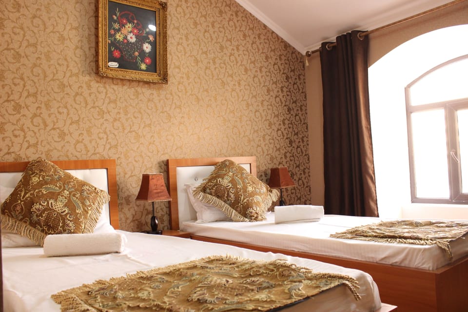 Standard Twin Room, City View | 1 bedroom, in-room safe, desk, soundproofing