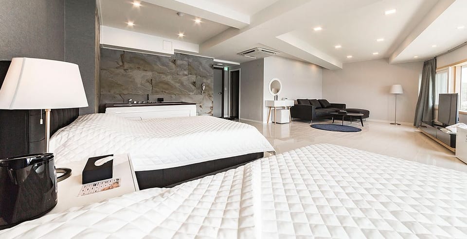 Royal Suite | Free WiFi
