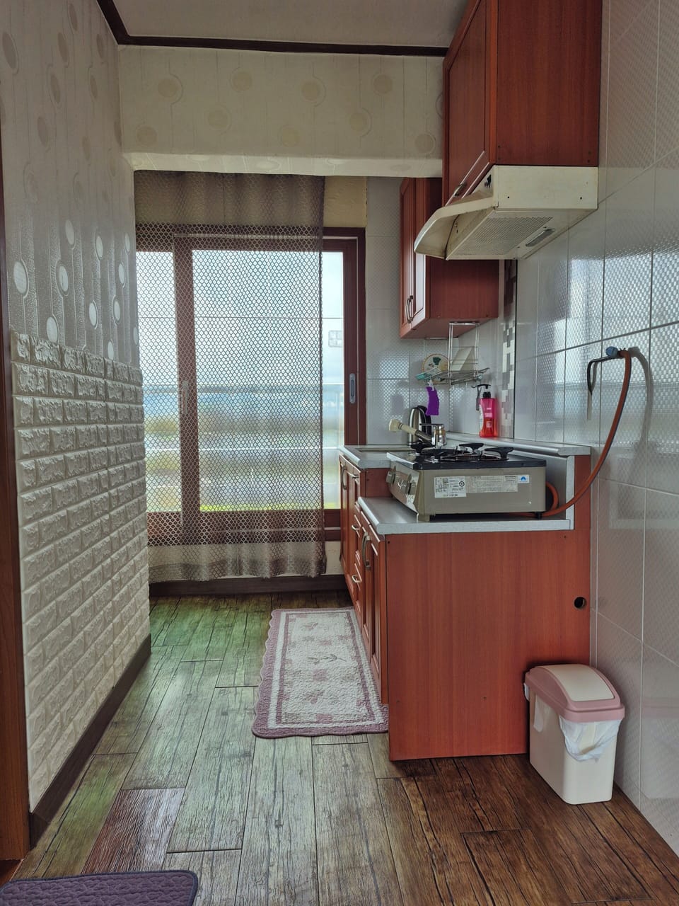 Standard Double Room, 1 Bedroom, Sea View | Private kitchen | Fridge, microwave, rice cooker, cookware/dishes/utensils