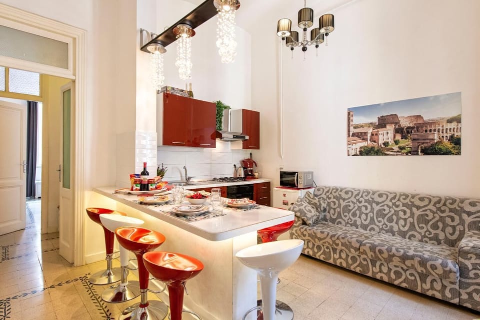 Comfort Apartment, 3 Bedrooms, City View | Private kitchen | Fridge, stovetop, cookware/dishes/utensils