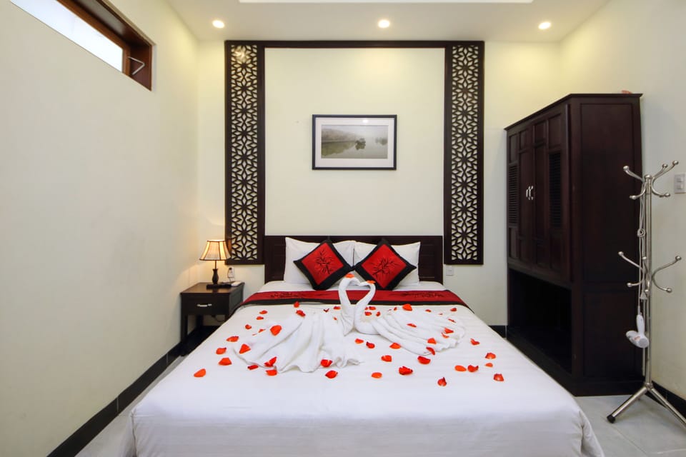 Deluxe Double Room, No Windows | Memory foam beds, minibar, desk, blackout drapes