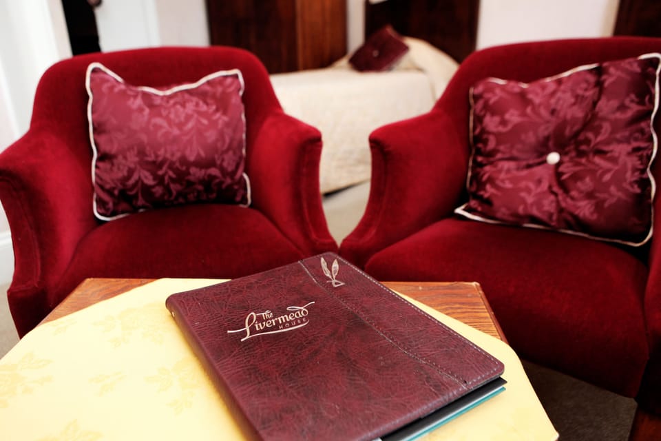 Standard Twin Room, 2 Twin Beds | Individually decorated, desk, iron/ironing board, free cribs/infant beds