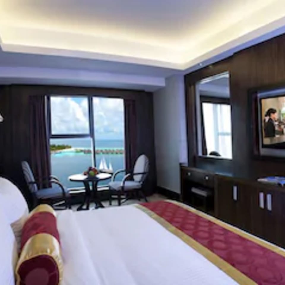 Minibar, in-room safe, desk, blackout drapes