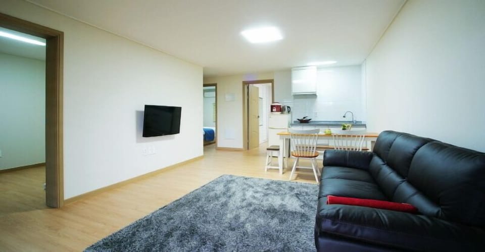 Family Room (A - Woojinjaebi) | Living room | Flat-screen TV