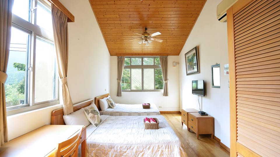 Family Quadruple Room, 2 Double Beds, Private Bathroom | Desk, blackout drapes, soundproofing, free WiFi