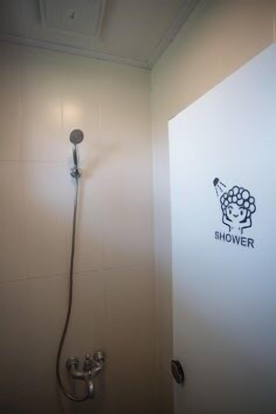Bathroom shower