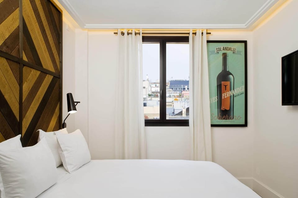 In-room safe, desk, blackout drapes, soundproofing