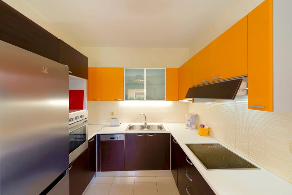 Villa, 6 Bedrooms, Private Pool, Beachfront | Private kitchen | Full-size fridge, microwave, oven, stovetop
