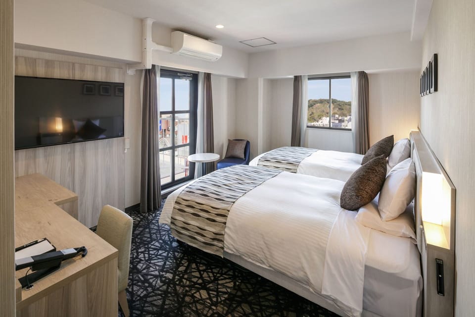 Down comforters, WiFi (free), bed sheets