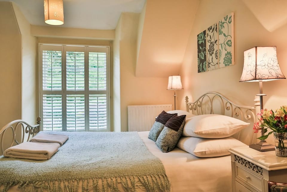 Premium bedding, in-room safe, individually decorated, blackout drapes