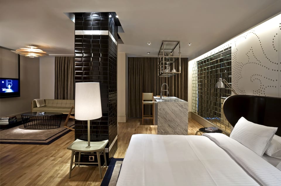 Premium bedding, minibar, in-room safe, desk