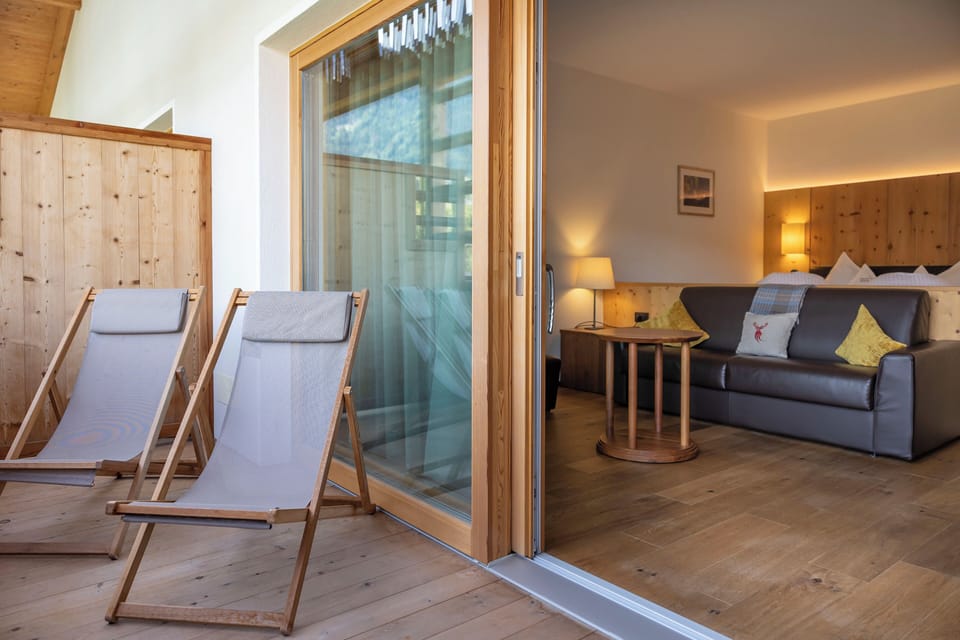 Junior Suite | WiFi (free), bed sheets