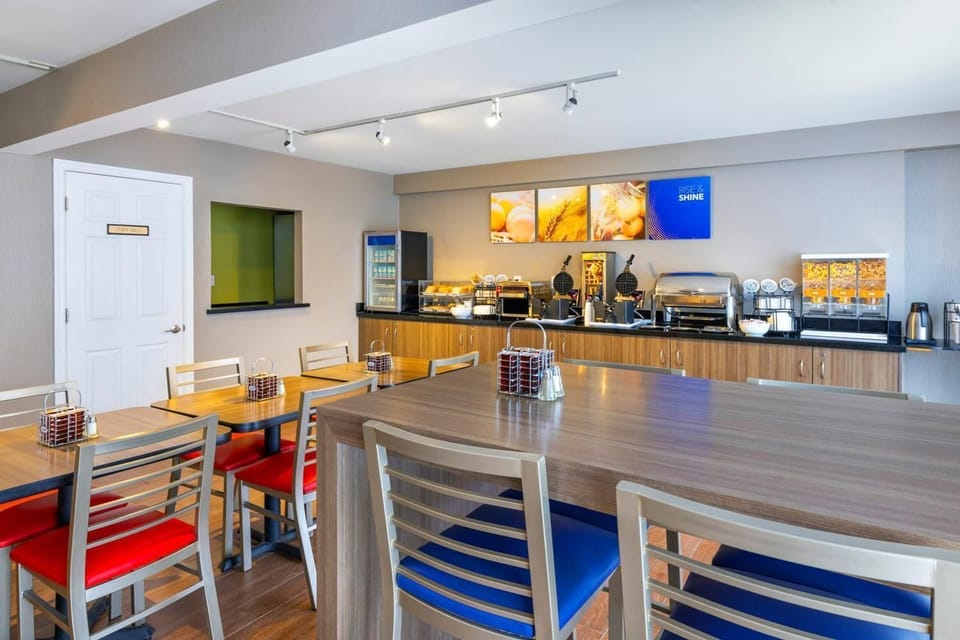 Free daily full breakfast