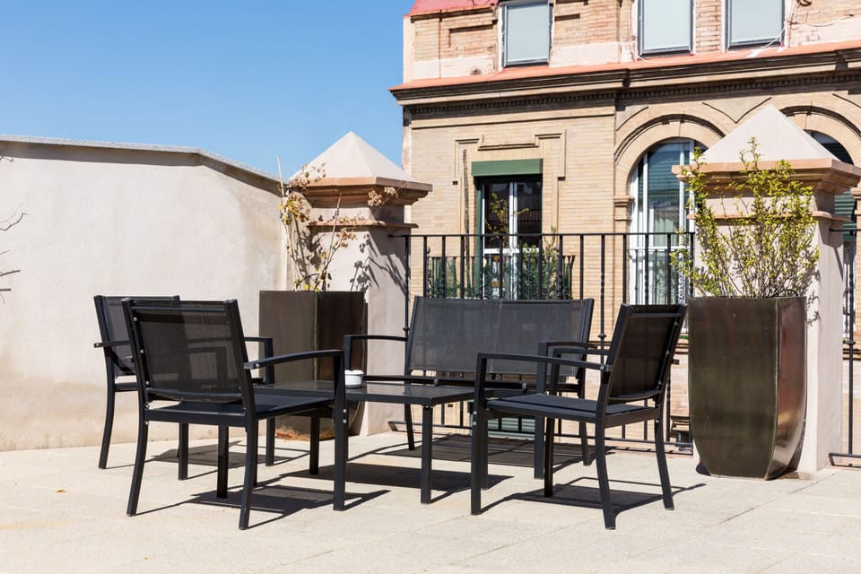 Welldone Cathedral Suites Hotel in Seville
