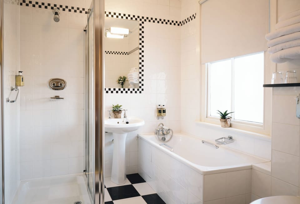 Shower, free toiletries, hair dryer, towels