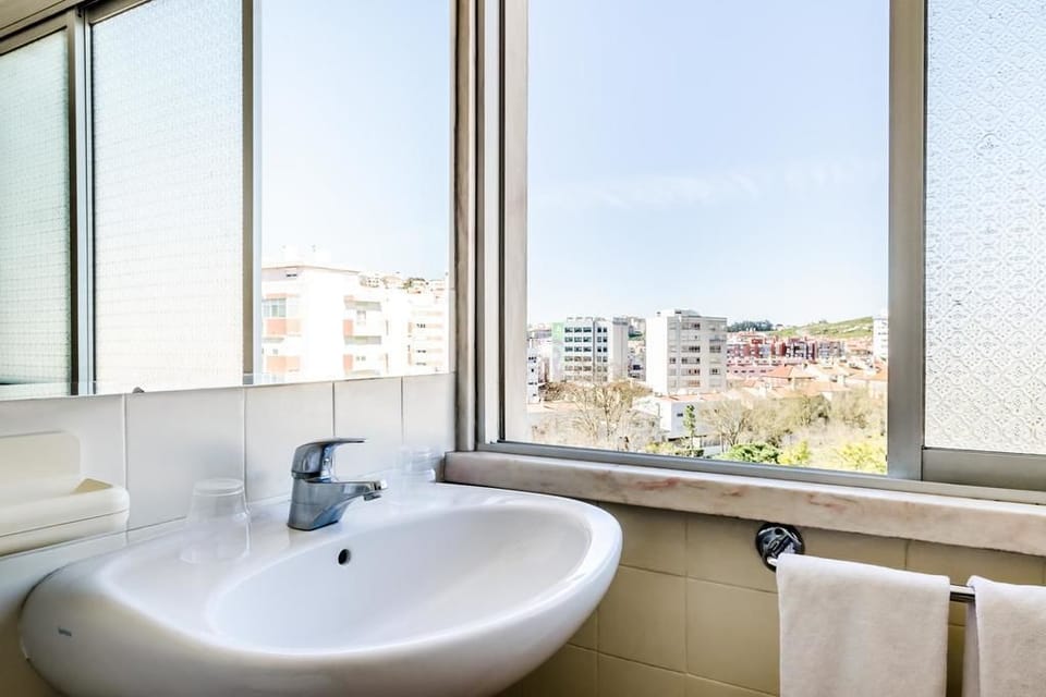 Hair dryer, bidet, towels