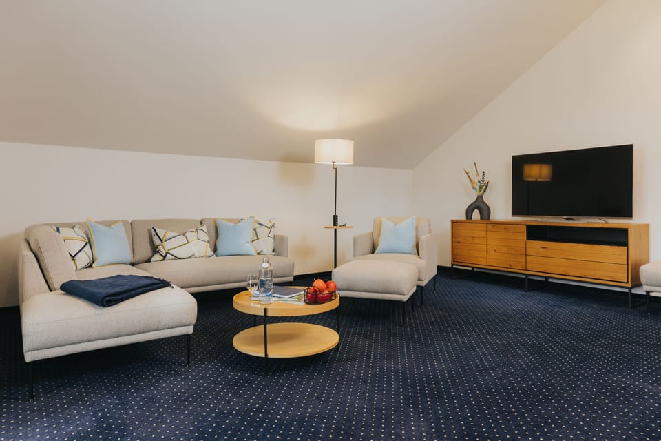 Suite | Living area