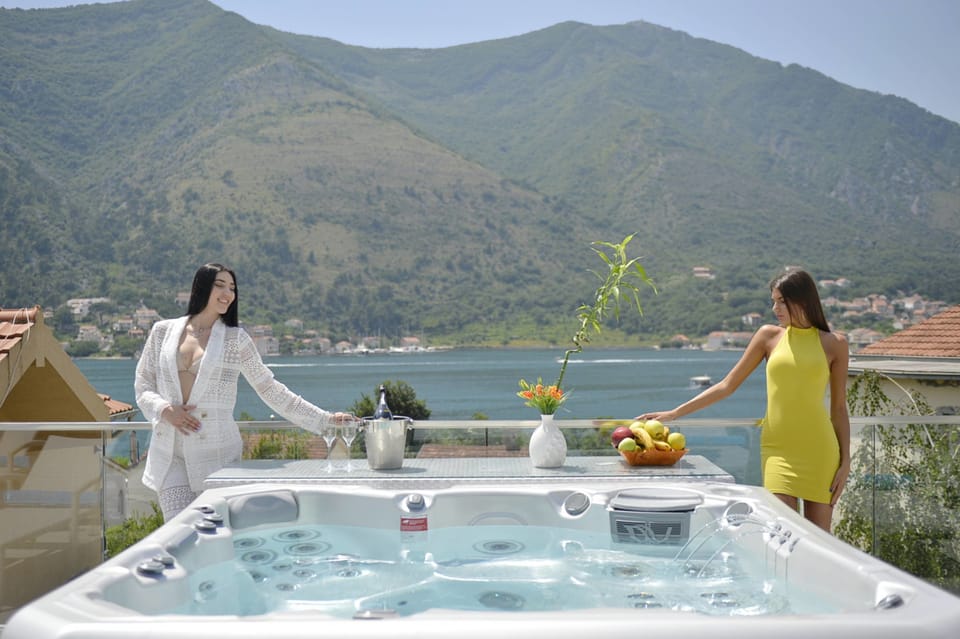 Hotel Alkima Hotel in Dobrota