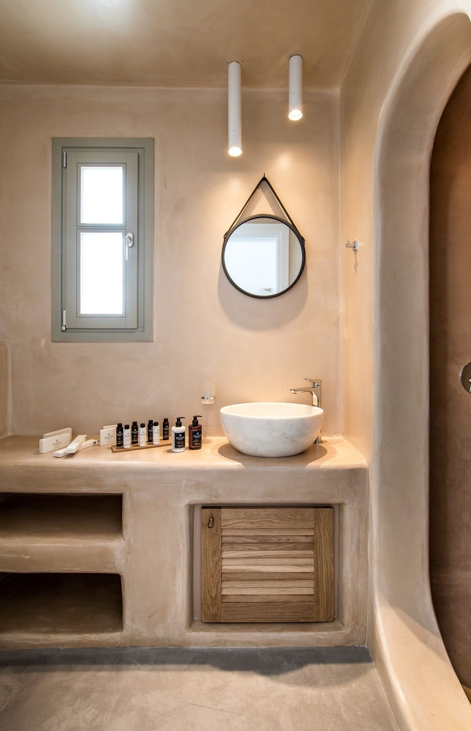 Shower, rainfall showerhead, hair dryer, towels