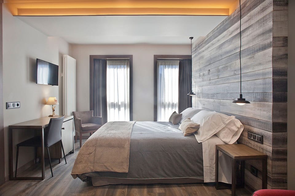 Standard Double Room | Premium bedding, down comforters, in-room safe, desk