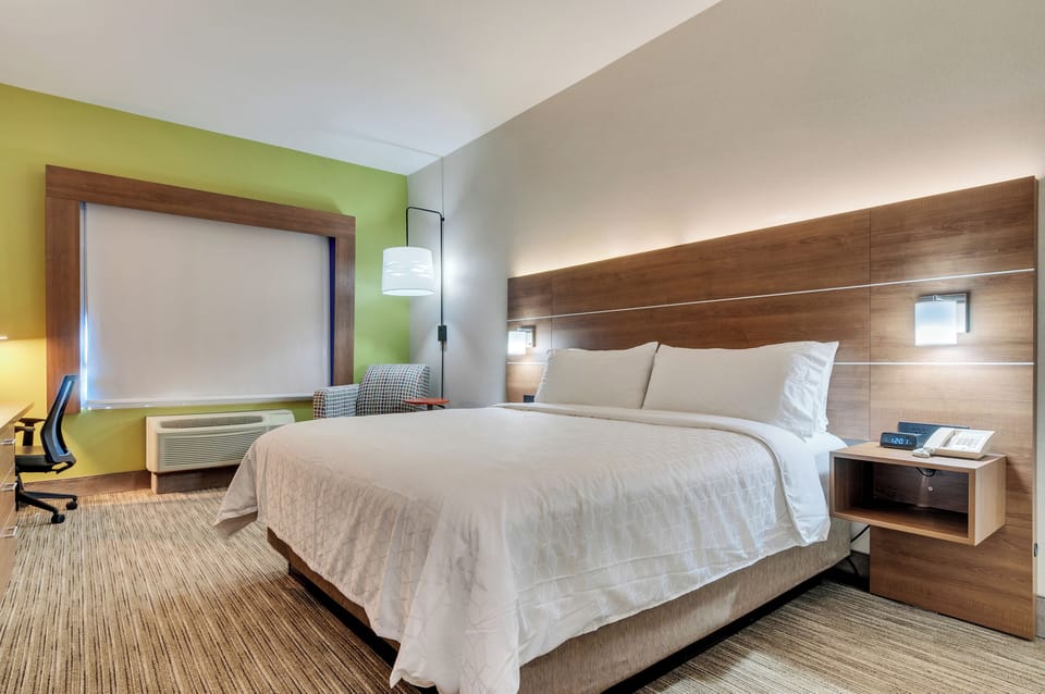 In-room safe, desk, blackout drapes, iron/ironing board