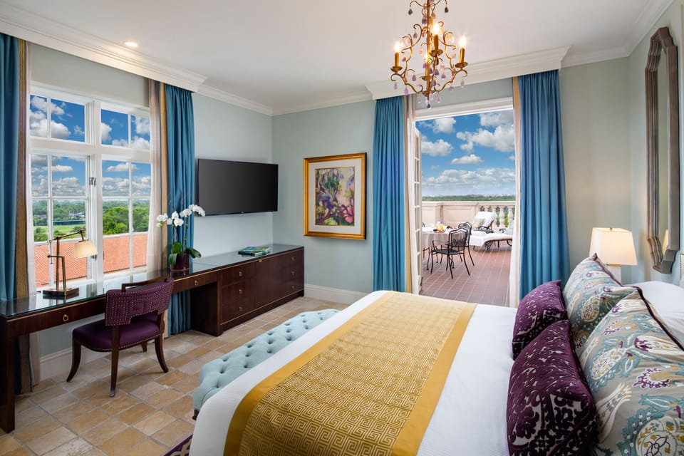 Suite, Multiple Beds, Terrace | Premium bedding, minibar, in-room safe, desk