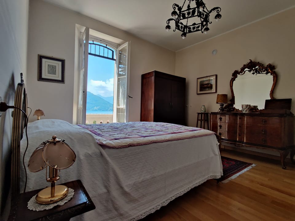 Suite, Private Bathroom, Lake View (Camere P.ssa Mafalda)