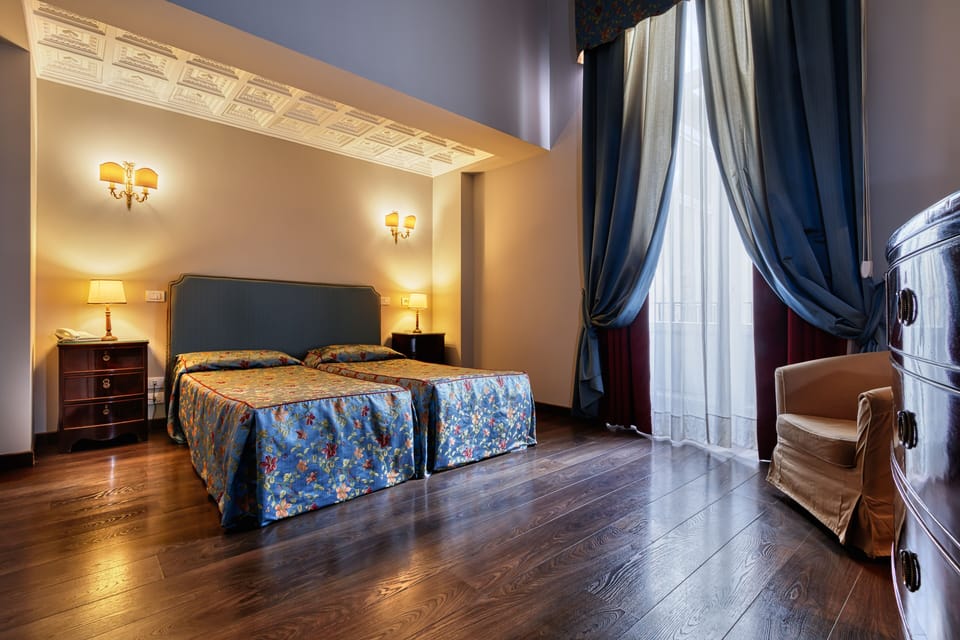 Comfort Double or Twin Room | Hypo-allergenic bedding, down comforters, minibar, in-room safe