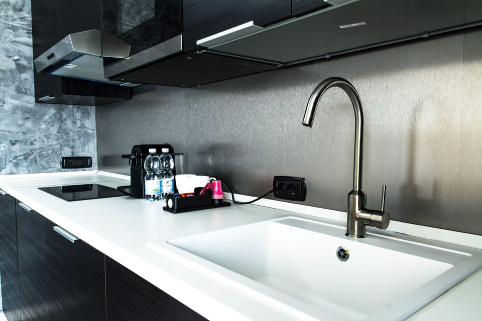Executive Suite, 2 Bedrooms, Balcony, Tower | Bathroom sink