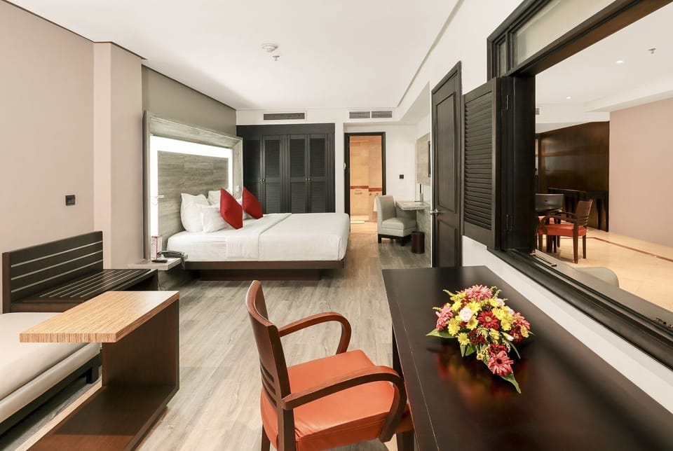 1 bedroom, in-room safe, desk, blackout drapes