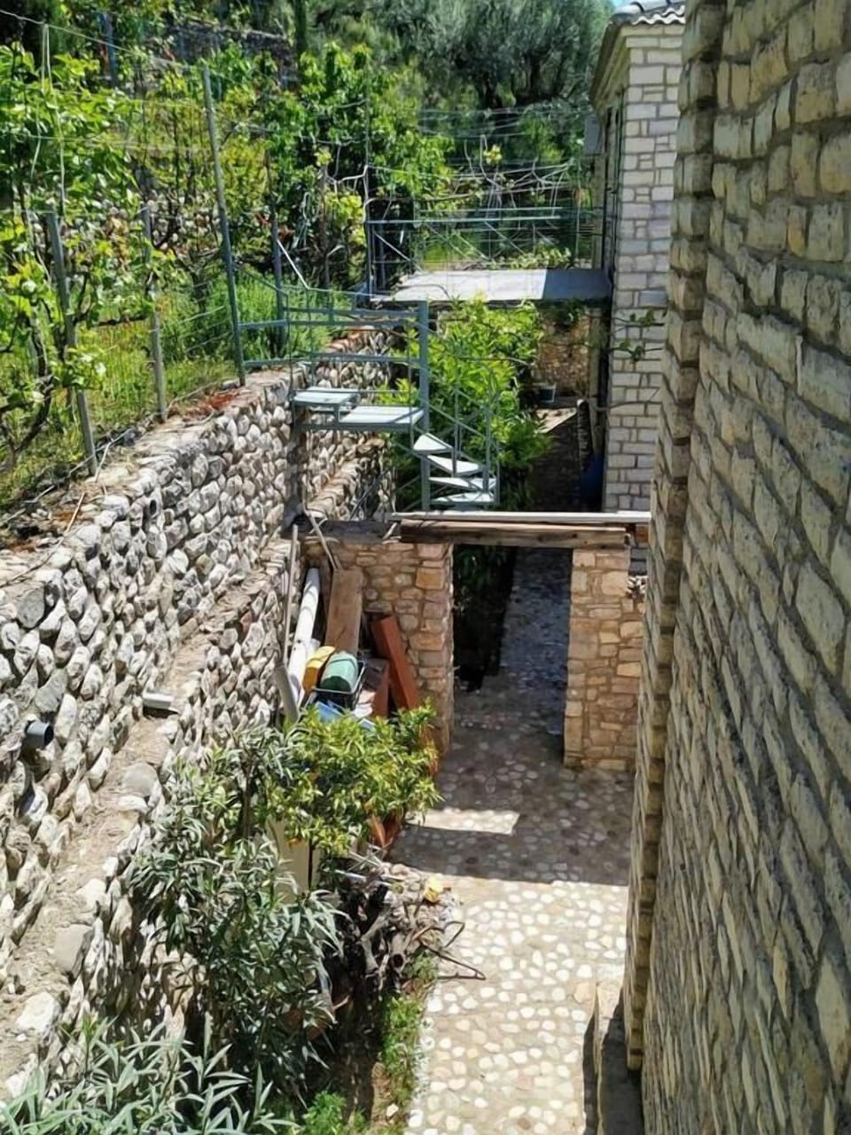 Stone Maisonettes Hotel in Peloponnese, Western Greece and the Ionian