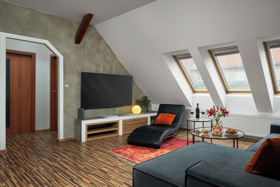 Luxury Apartment, 3 Bedrooms | Living area | Flat-screen TV, DVD player