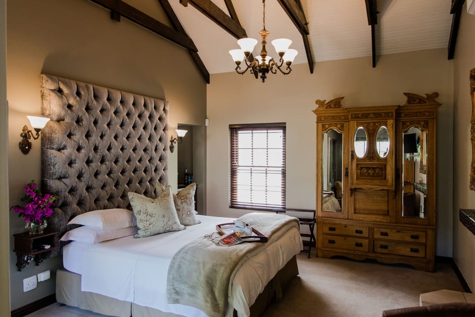 Luxury Room | 11 bedrooms, premium bedding, free minibar items, in-room safe