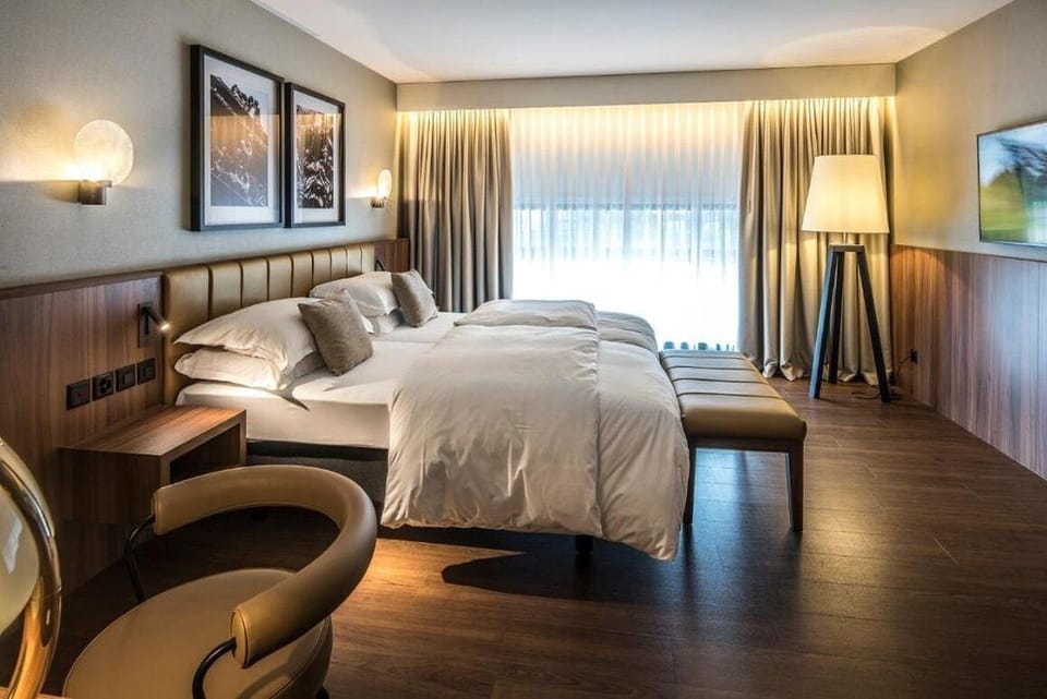Superior Double Room | Hypo-allergenic bedding, down comforters, in-room safe, desk