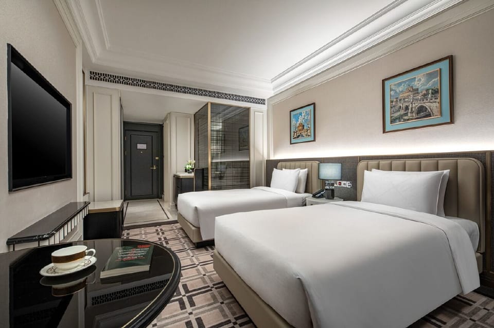 Superior Room, 2 Single Beds | Premium bedding, down comforters, in-room safe, blackout drapes